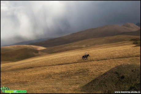 Kyrgyzstán 2016 - Foto Jana Vondráčková (10)