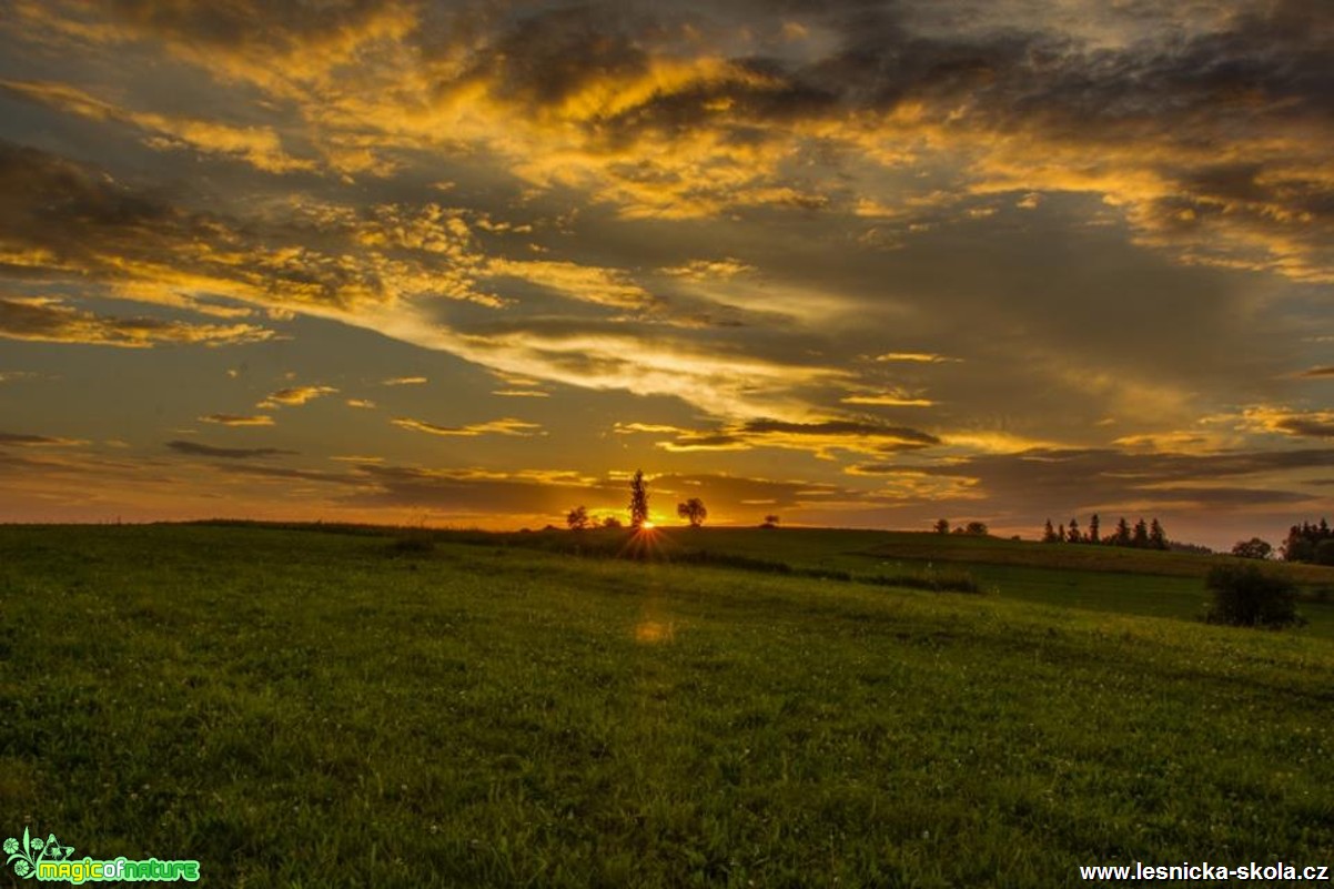 Poslední pohled slunce - Foto Jozef Pitoňák