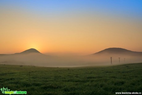 Svítání nad Sloupem v Čechách - Foto Petr Germanič