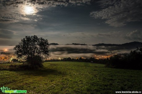 V půl třetí ráno - Foto Milan Kašuba