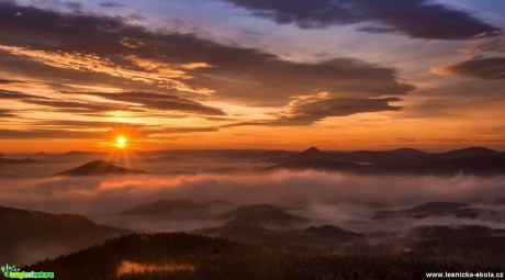 Západ slunce na Hvozdu - Foto Roman Brož (1)