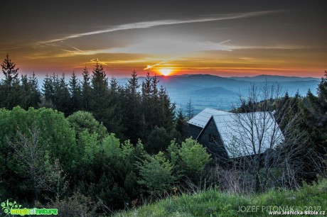 Východ slunce v Beskydech - Foto Jozef Pitoňák 0517