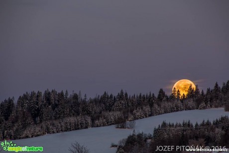 Superúplněk - Foto Jozef Pitoňák (2)