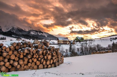 Ještě zimní hory - Foto Jozef Pitoňák 0417 (7)