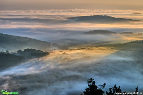 Na rozhledně - svítání šumavské - Foto Petr Germanič 0118 (1)