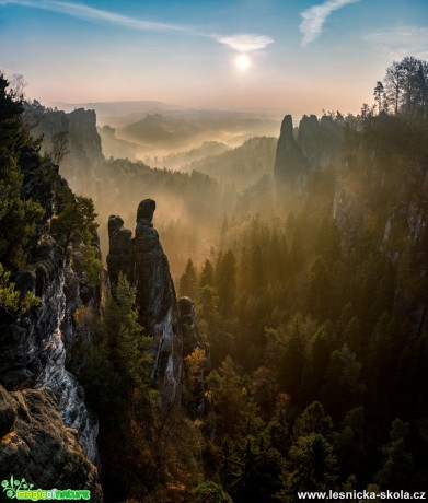 Údolí skalních jehel a věží - Foto Filip Holič 0318