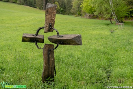 Zelený kříž u vesničky Líska - Foto Petr Germanič 0519