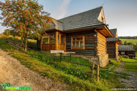 Chalupy slovenských hor - Foto Jozef Pitoňák 0819 (2)