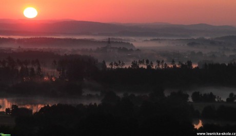 Svítání nad Žďárskými vrchy - Foto Ladislav Jonák 0920