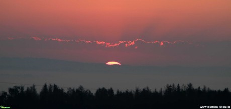 Východ slunce nad Žďárskými vrchy - Foto Ladislav Jonák 0920