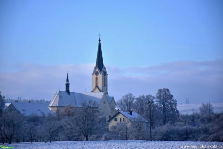 Kostel v Cholině - Foto Marie Vykydalová 0321