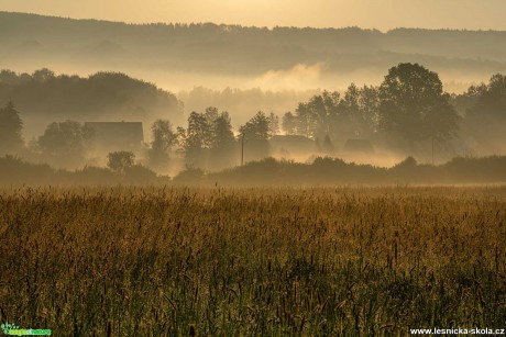 Den se probouzí v Lužických horách - Foto Petr Germanič 0621 (2)