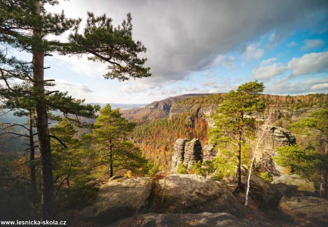 V okolí Pravčické brány - Foto Jana Vondráčková 1121