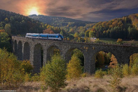 Viadukt v Novině - Foto Jaroslava Jechová 1022