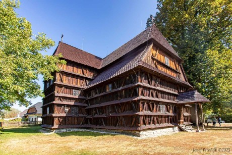 Dřevěný kostel v Hronseku - Foto Jozef Pitoňák 0923 (4)