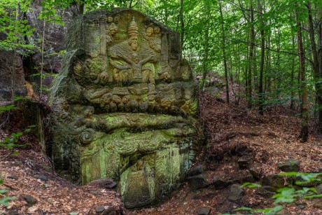 Kamenný oltář Nejsvětější Trojice - Kunratice u Cvikova - Foto Petr Germanič 0823