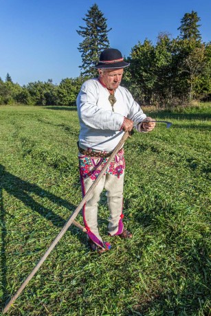 Kosení na Lendackých loukách - Foto Jozef Pitoňák 1023 (6)