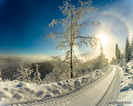 Zima jak se patří - Foto Jozef Pitoňák 1223 (1)