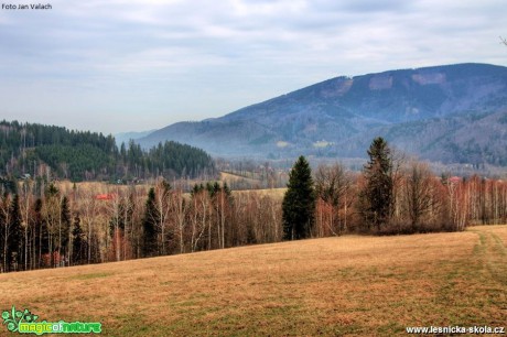 Hora Prašivá z Morávky po cestě na Travný - Foto Jan Valach