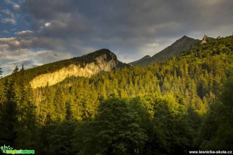 Slunce a stíny - Foto Jozef Pitoňák