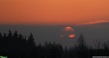Východ slunce 5. dubna 2015 - Foto Ladislav Jonák (1)