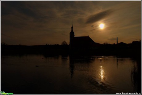 Kostel na Mostecku - Foto Jiří Perlík (1)