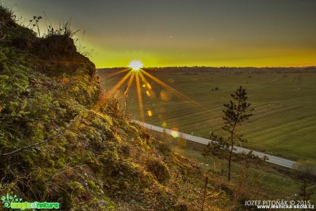 Paprsky slunce při západu - Foto Jozef Pitoňák
