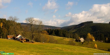 Po červené z Visalaji na Lysou horu 8.11.2015 - Foto Jan Valach (1)