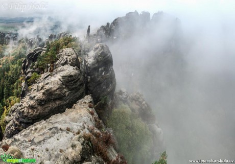 Schrammsteine panorama - Foto Filip Holič