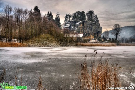 Zimní čas hradu Sloup - Foto Petr Germanič (2)