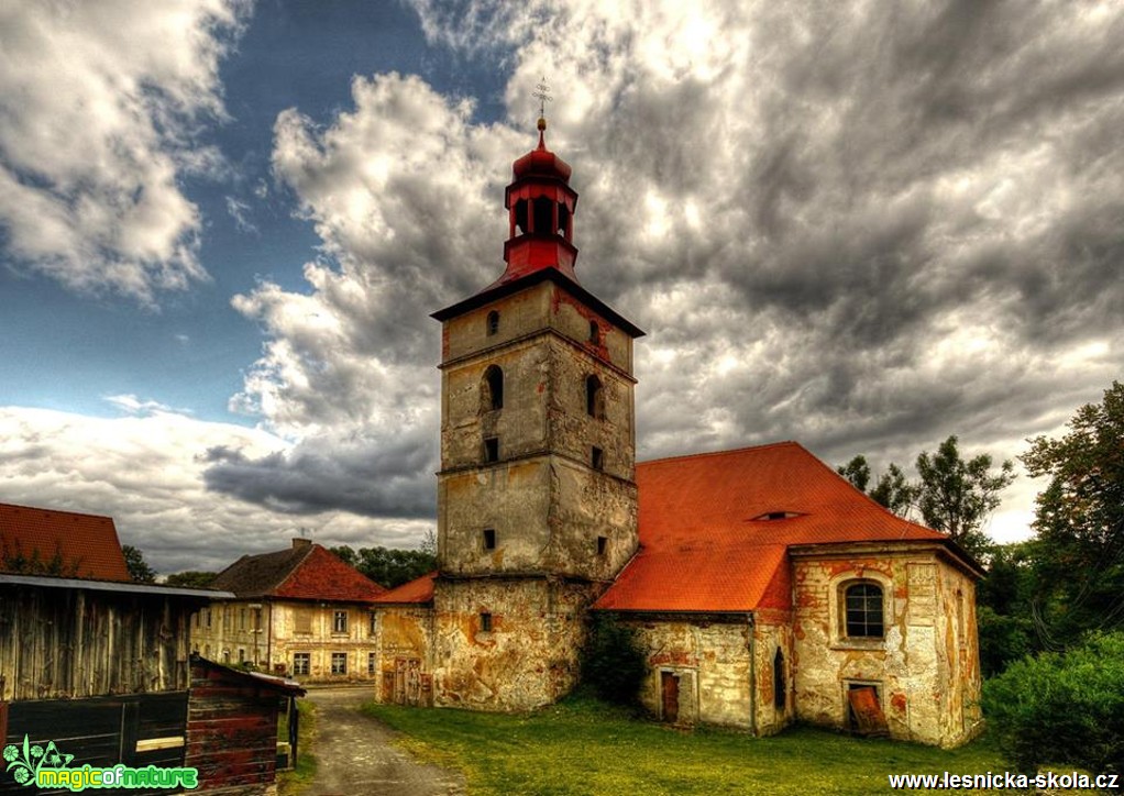 Nebe nad věží - Foto Petr Germanič