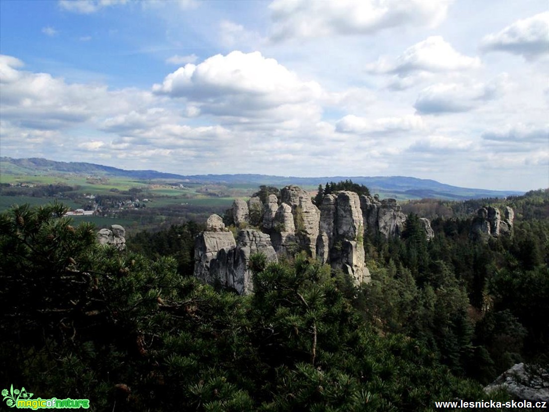 Výhled do krajiny - Foto Jaroslava Jechová 0517 (1)