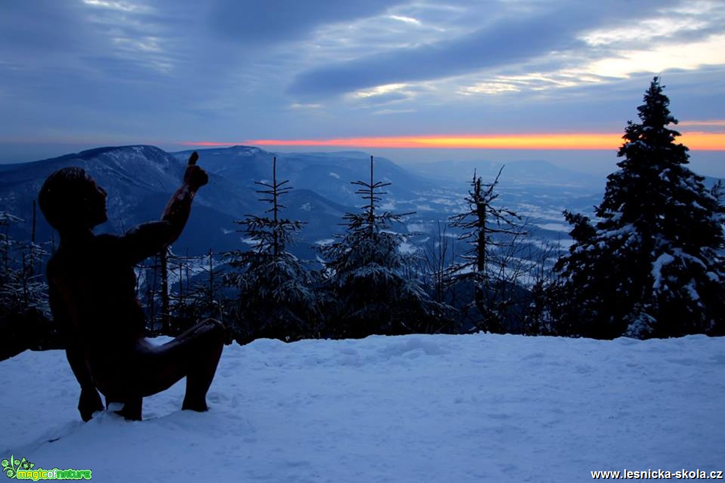 Večerní mrazivé Beskydy z Lysé hory 10.1. 2017 - Foto Jan Valach