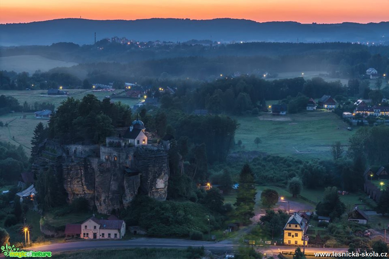 Hrad Sloup v podvečer - Foto Petr Germanič 0617