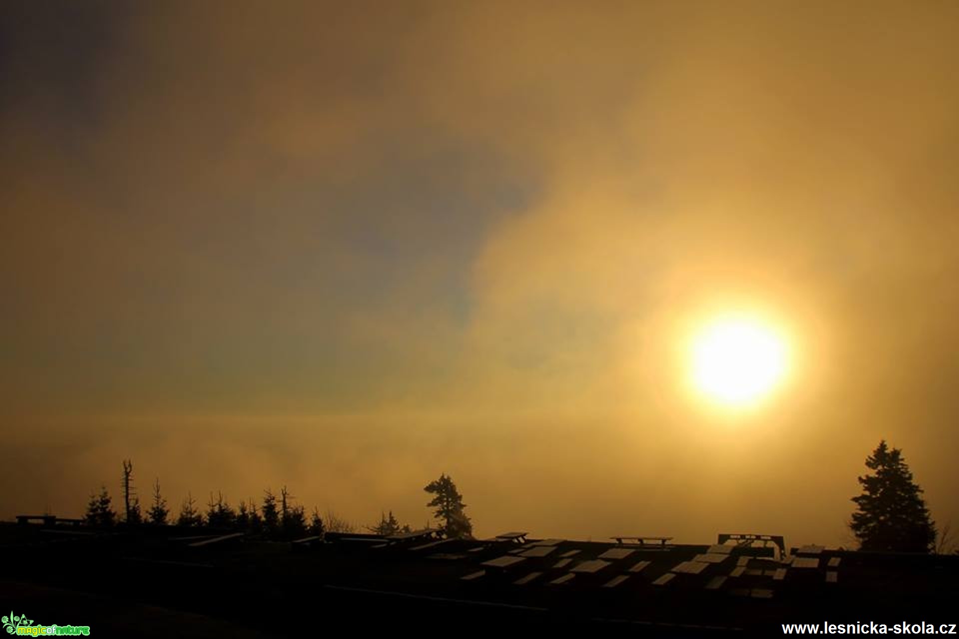 Východ slunce na Lysé hoře 4. 11. 2017 - Foto Jan Valach