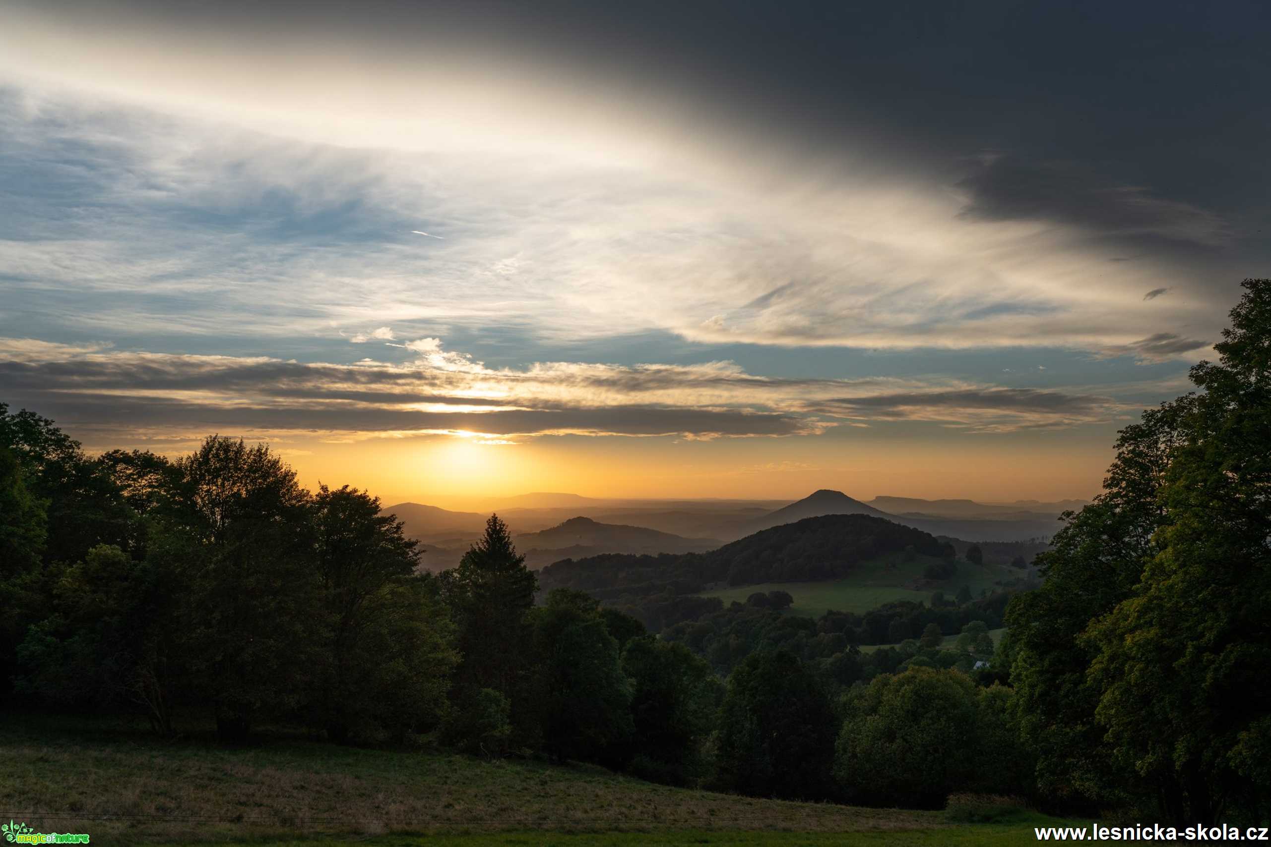 Za Zlatým vrchem k vesnici Líska - Foto Petr Germanič 1020