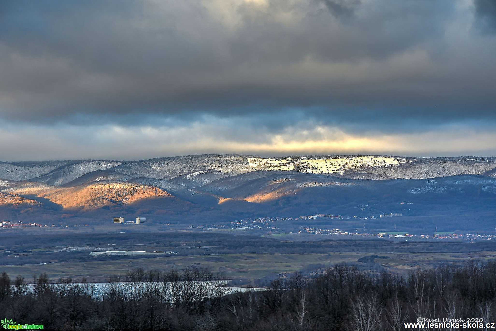 Krušné hory z Mostu - Foto Pavel Ulrych 0121