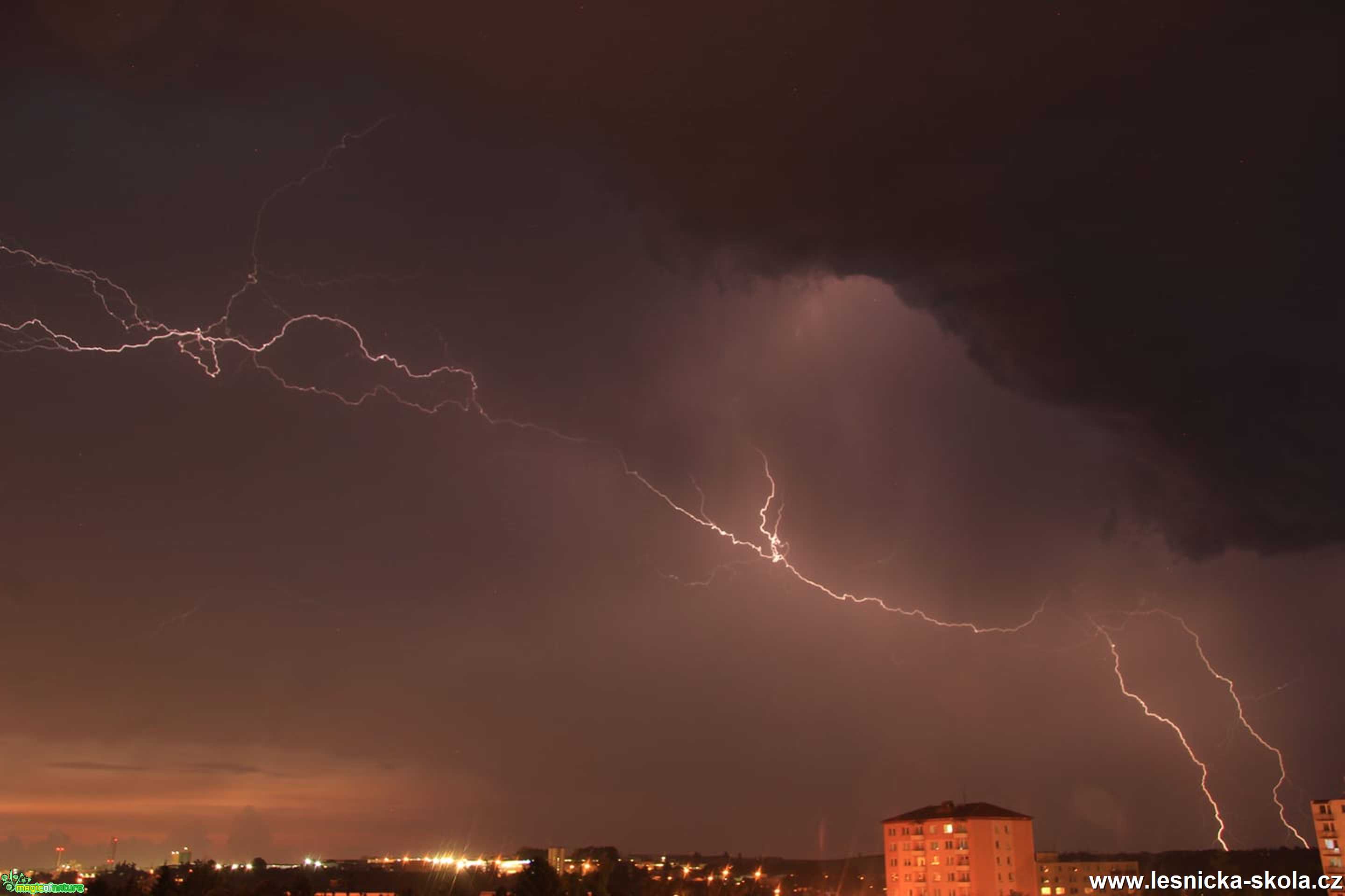 Červnová bouřka nad Jihlavou - Foto Ladislav Jonák 0621