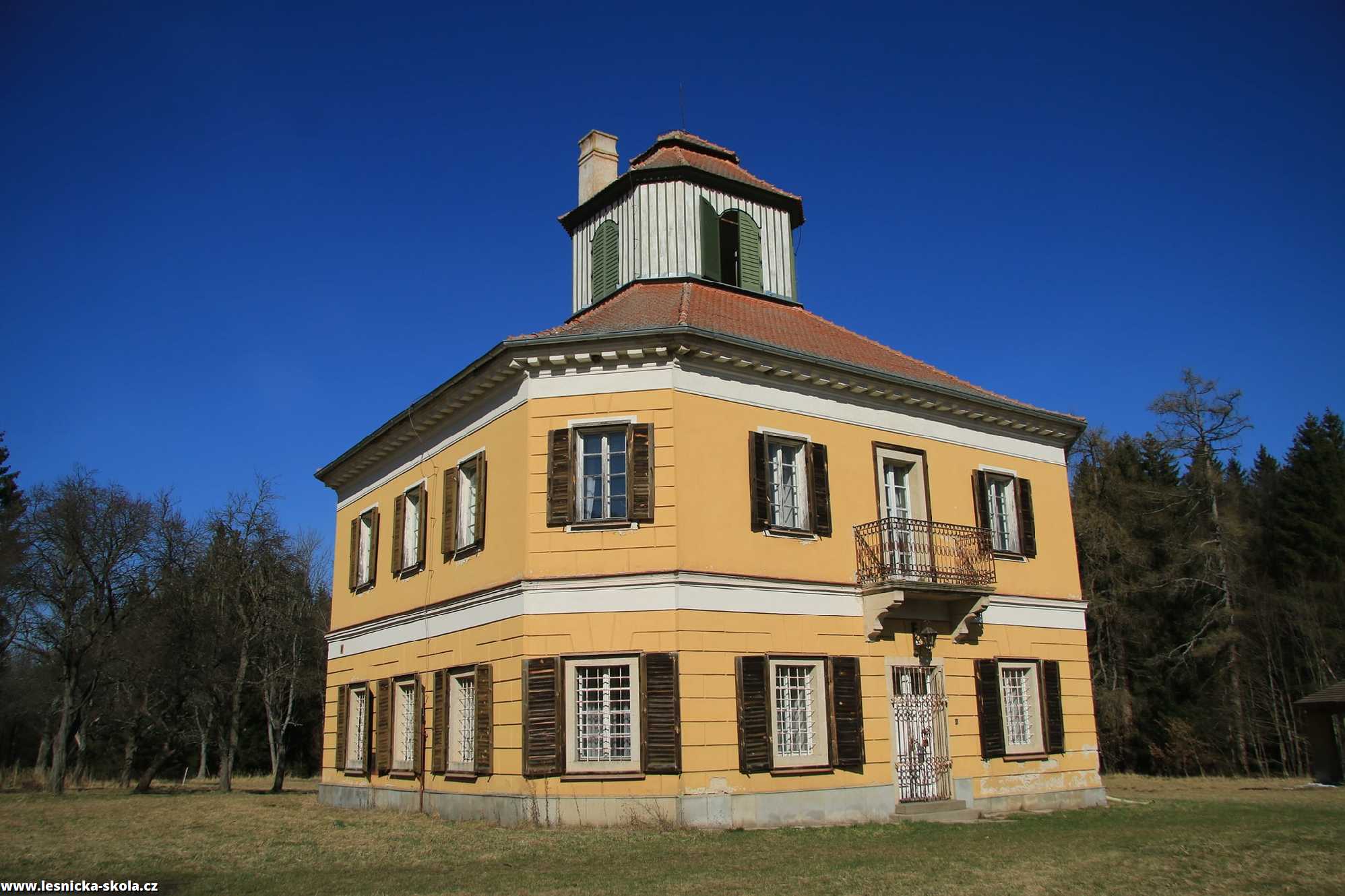 Lovecký zámeček Aleje u Stonařova - Foto Ladislav Jonák 0322