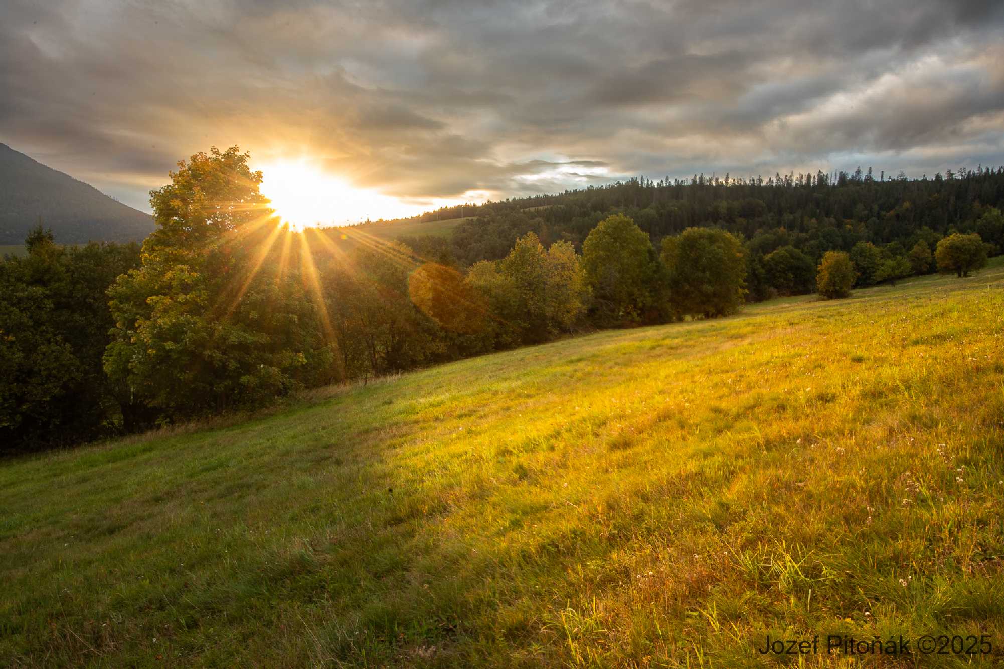 Zářijový západ slunce - Foto Jozef Pitoňák 0925 (1)