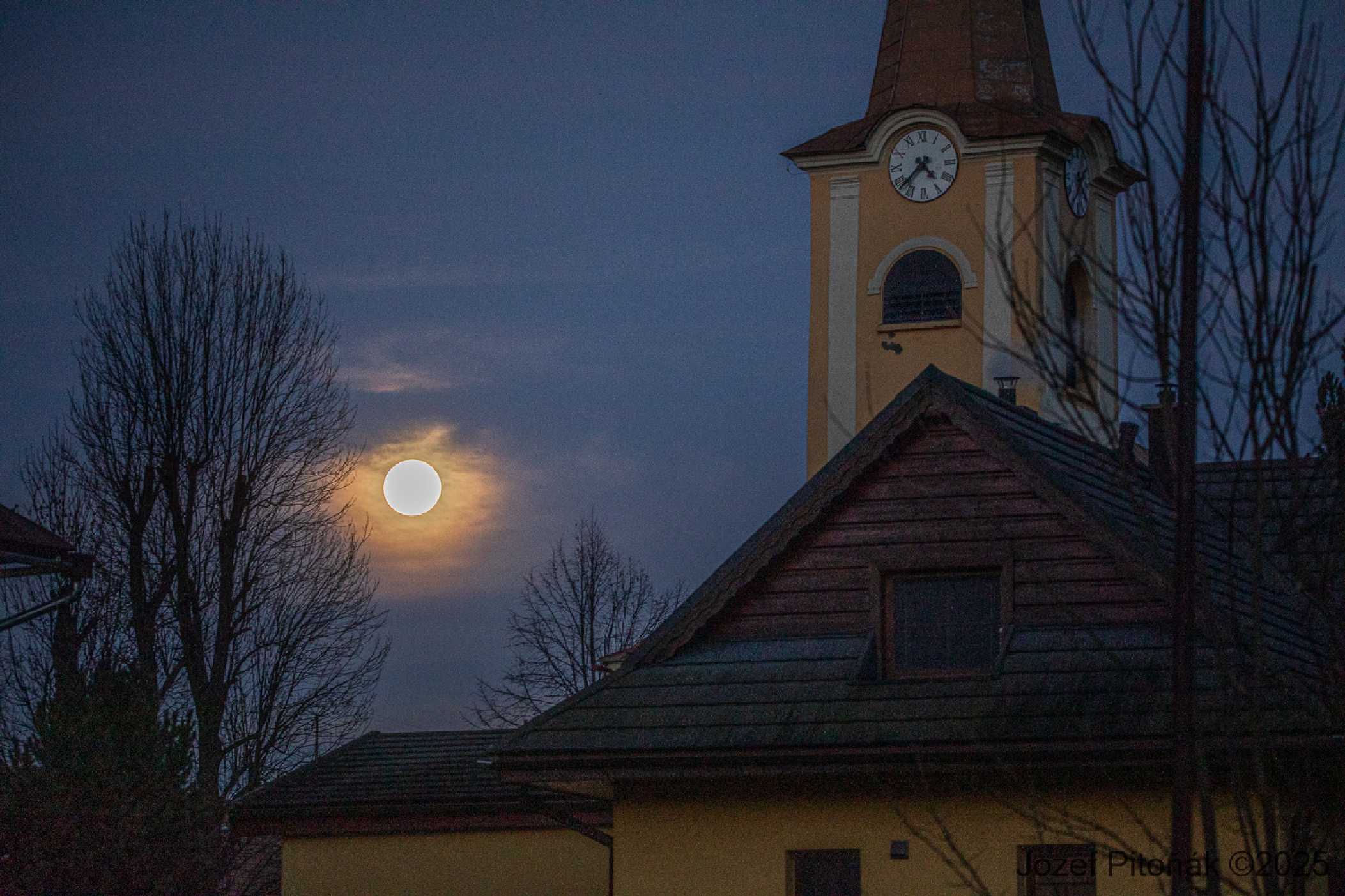 Měsíční fotohrátky - Foto Jozef Pitoňák 1125 (9)