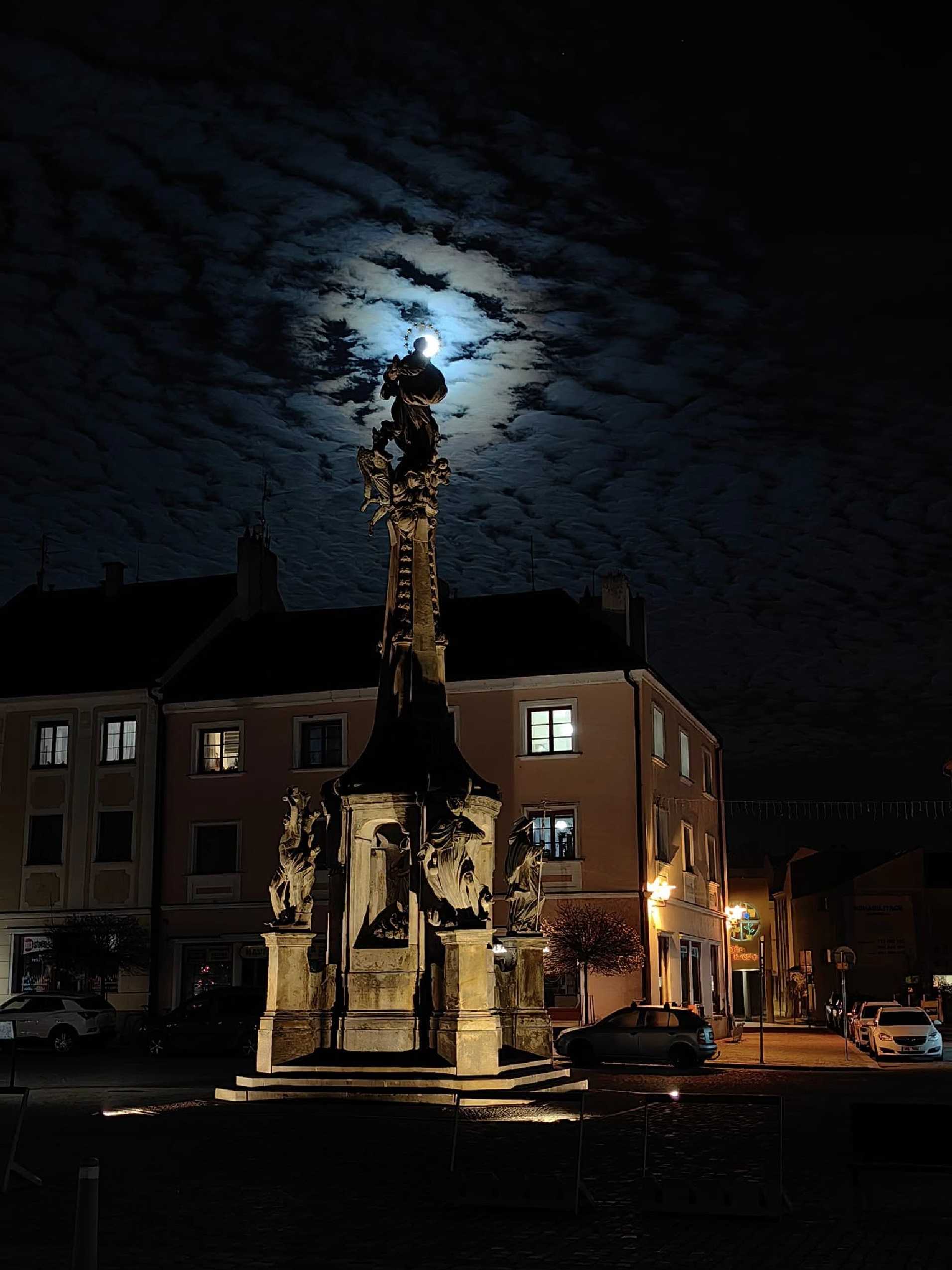 Fotohrátky s měsícem - Foto Marie Vykydalová 1125 (4)