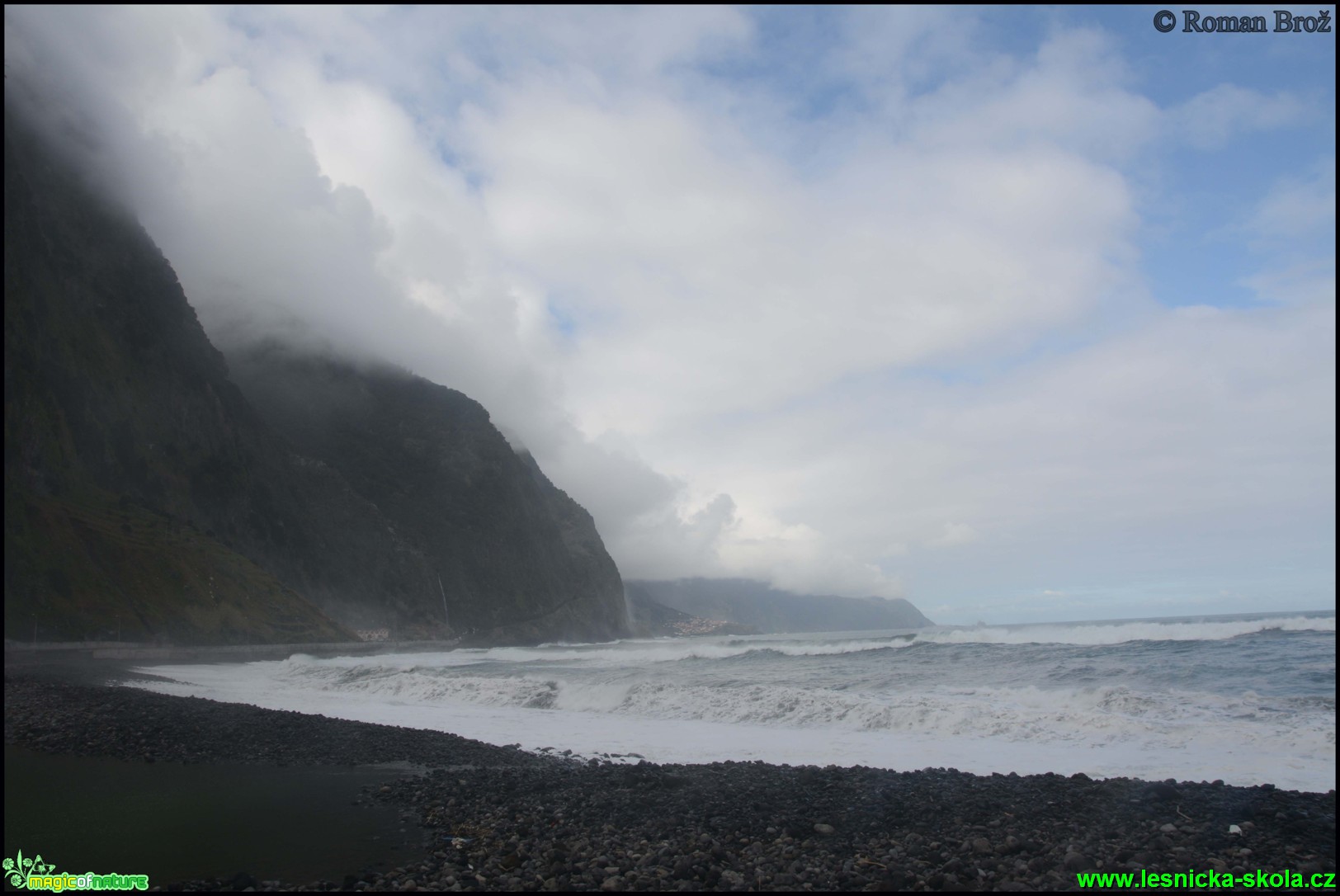 Madeira - pobřeží u Porto Monitz - Foto Roman Brož (15)