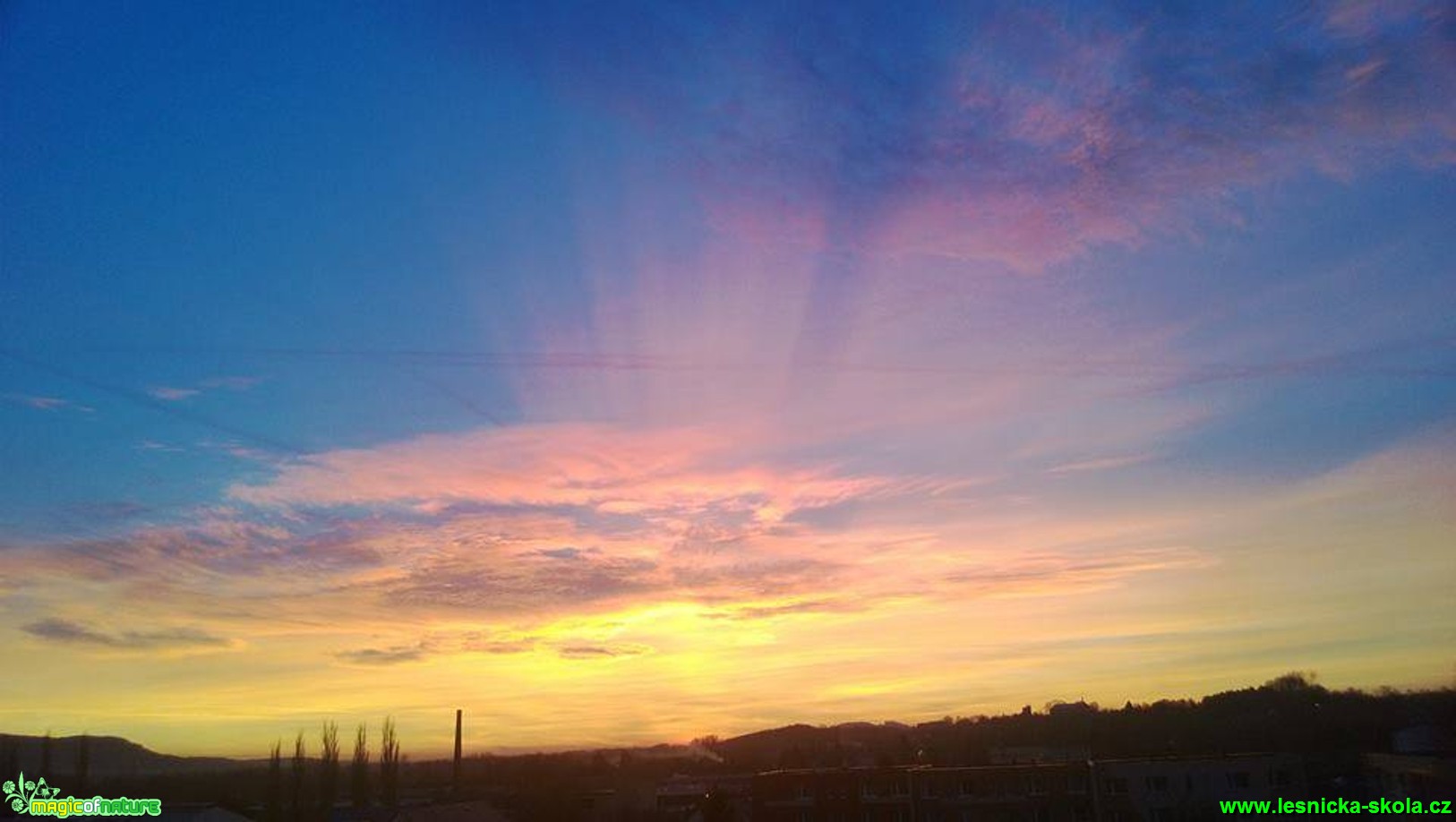 Obloha před západem slunce - Foto Radka Mizerová