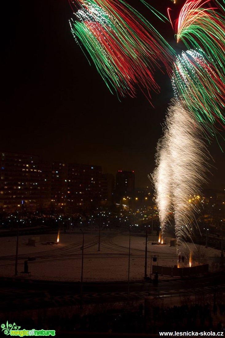 Novoroční ohňostroj - Ostrava - Foto Jan Valach (1)