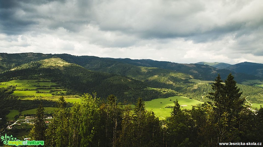 Okolí rozhledny na Bobovci - Foto Dezider Tocka (5)