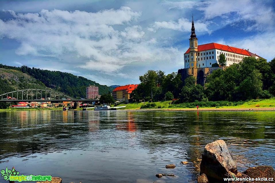 Labe pod Děčínským zámkem - Foto Pavel Ulrych